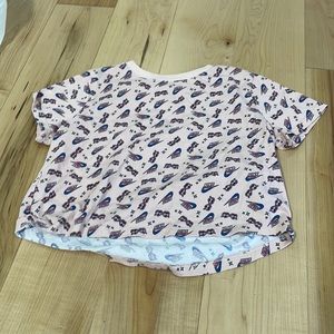 Girls medium Nike top